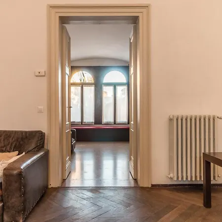 Red House Close To @accademia Bridge Apartamento