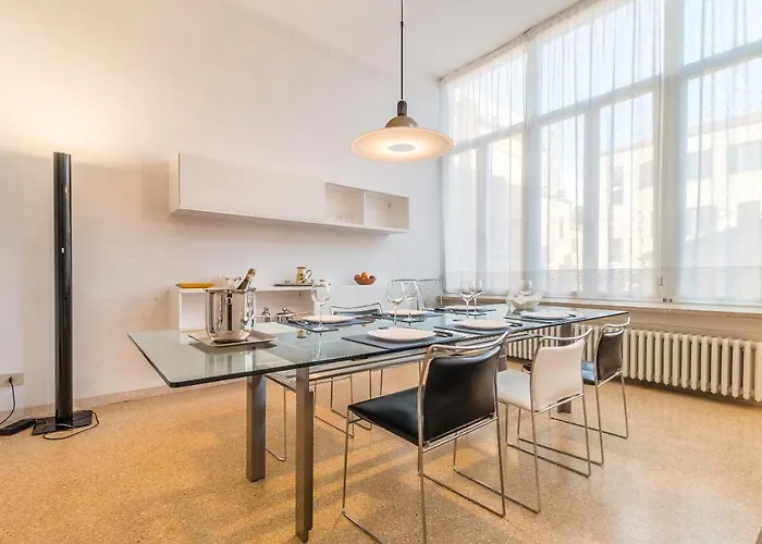 Red House Close To @accademia Bridge البندقية