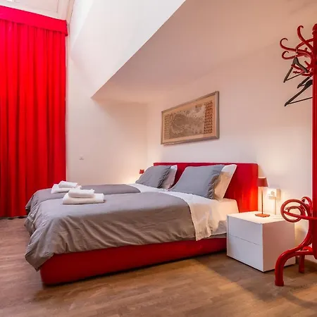 דירה Red House Close To @accademia Bridge ונציה
